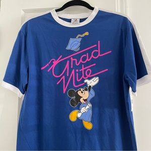 NWT Disney Mickey Grad Nite Graduation shirt